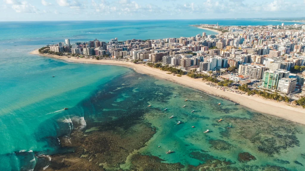 A cidade de Maceio Vista do Alto. Maceió Lança a Semana Municipal do Seguro: Um Marco na Cultura de Proteção
